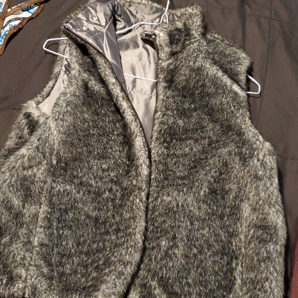 Reversible Guess Faux Fur Vest